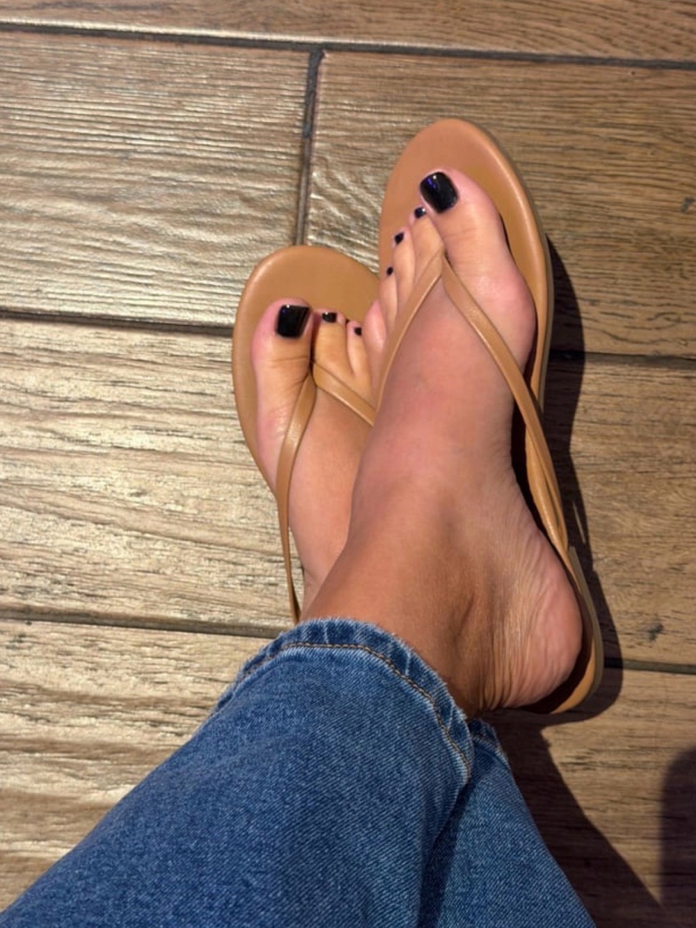 Well worn Strappy Flip Flop Sandals White